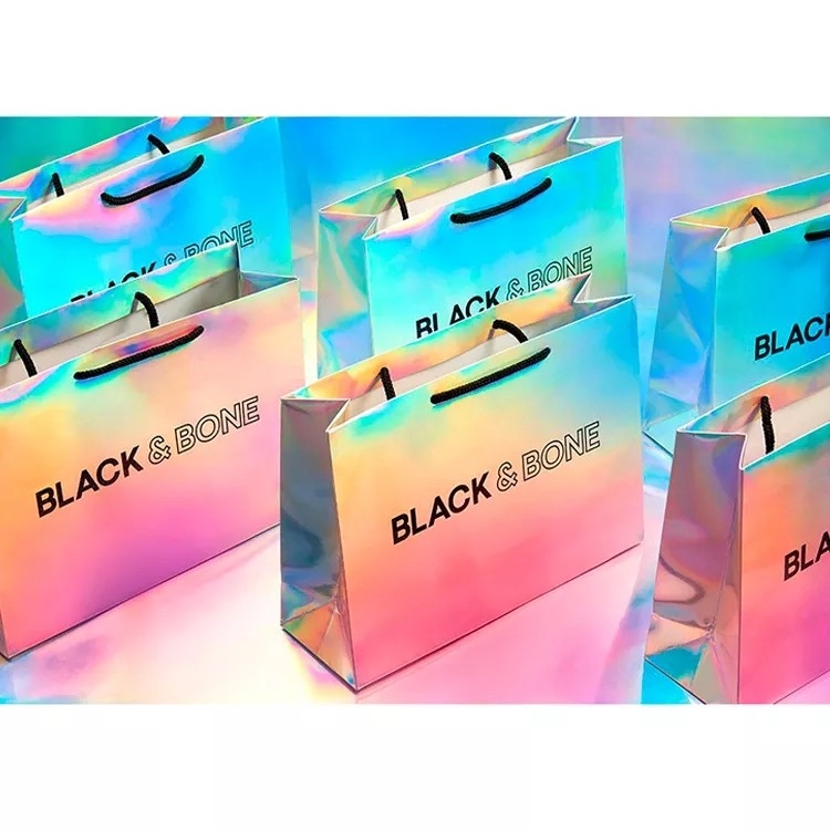 بريق الفضة احباط الملابس الناقل الحقائب الثلاثية الأبعاد Cmyk اللون